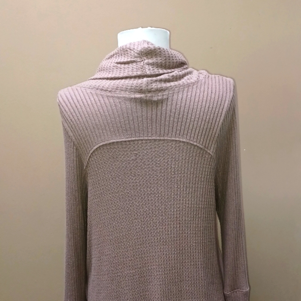 We the free, free People turtle long sleeve - Picture 6 of 8